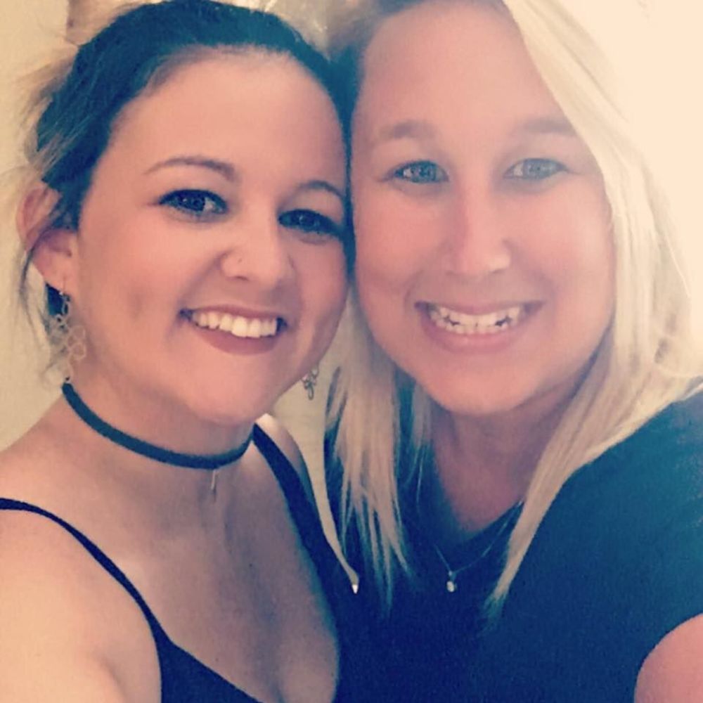Meet your Posher, Caitlin